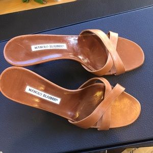 Manolo Blanhnik slide sandals size 39.5